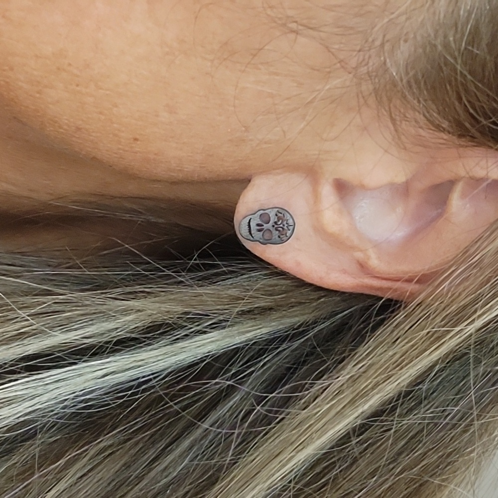 SUGAR SKULL STUD EARRINGS, Unisex